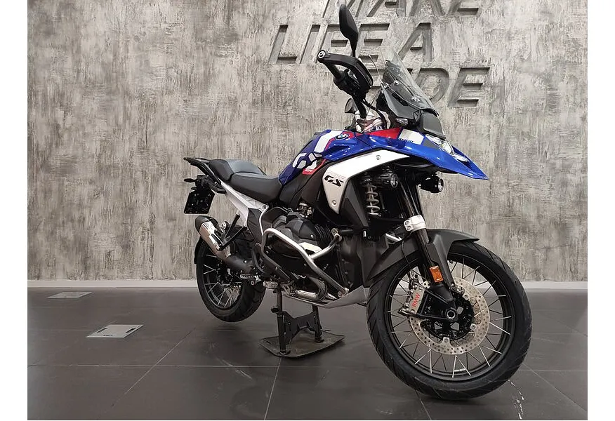 BMW Motorrad R 1300 GS R 1300 GS 1300 см³ (145) 1300 Синий в АВИЛОН. Слайд №2