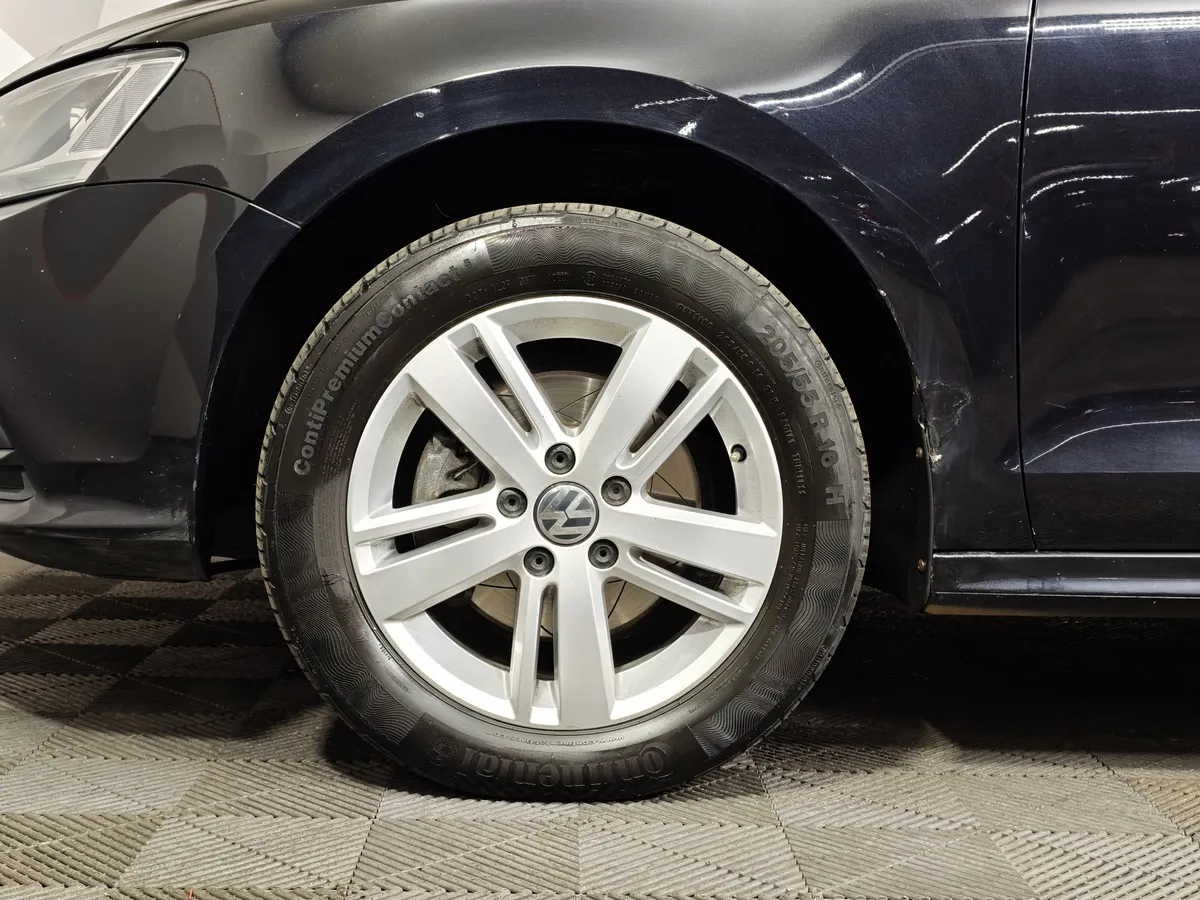Volkswagen Jetta 1.4 TSI DSG (122 л.с.) Highline (Локальная сборка) Черный в АВИЛОН. Слайд №9