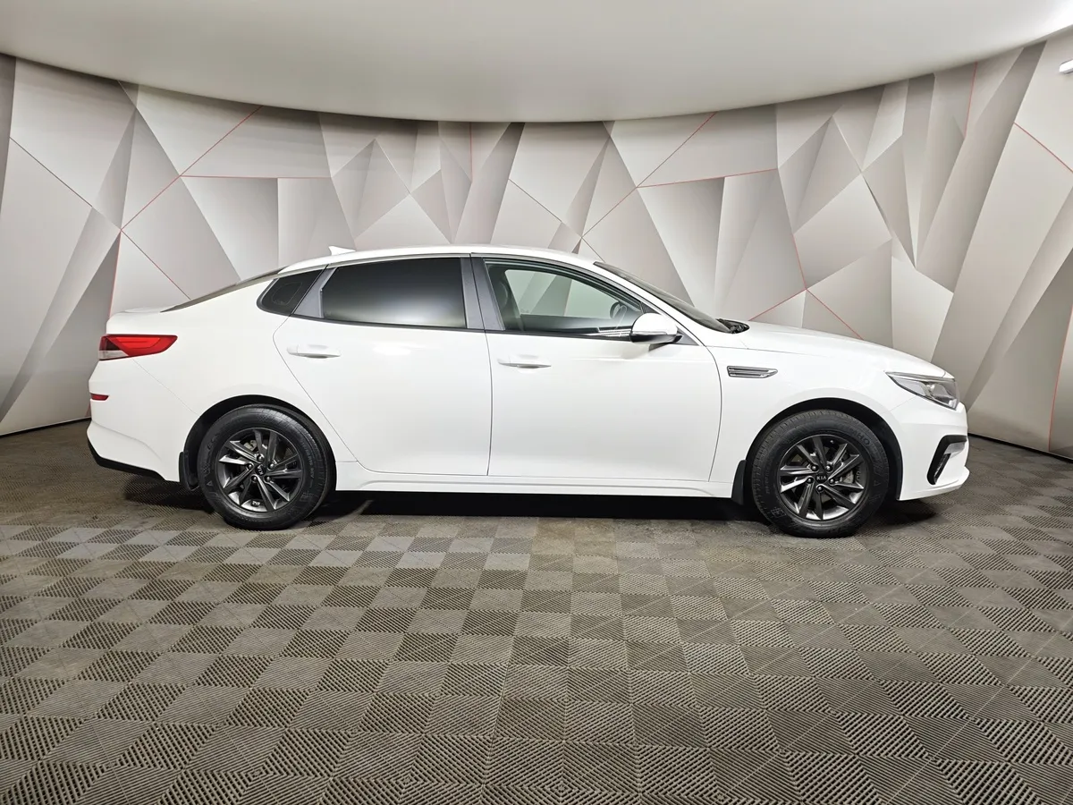 Kia Optima 2.0 MPI AT (150 л.с.) Белый в АВИЛОН. Слайд №6