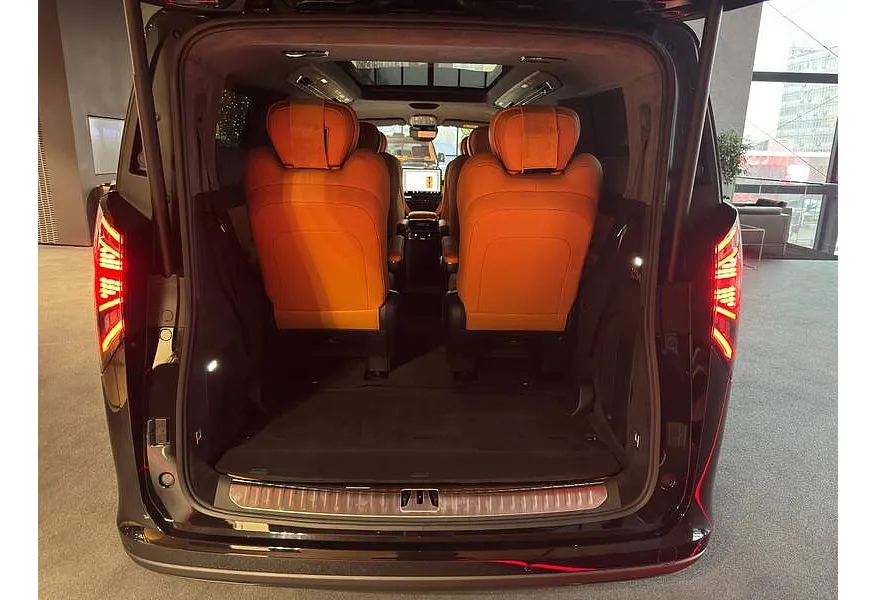 LEVC L380 AT 4WD (544 л.с.) 8 мест Max Черный в АВИЛОН. Слайд №16