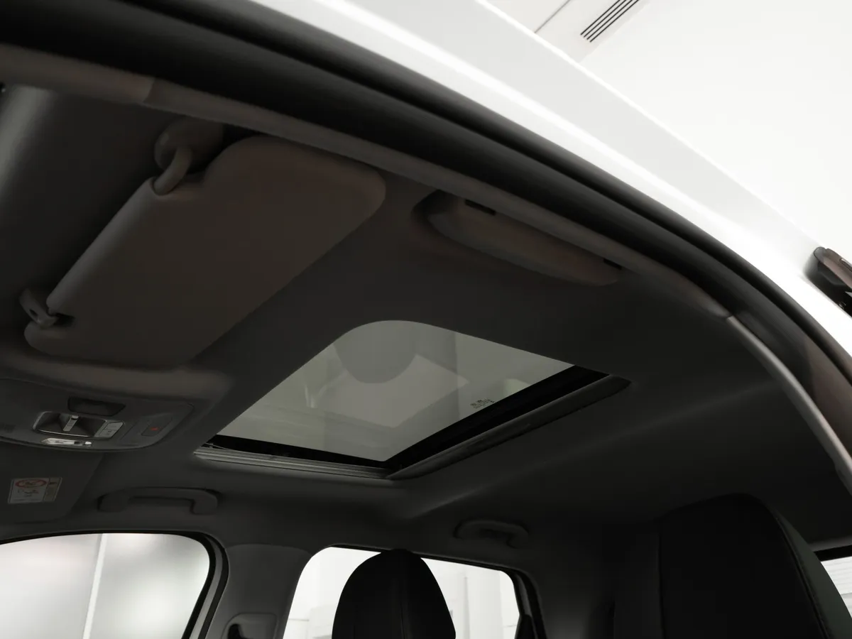 Tenet Plus L4 1.5T 6DCT 2WD (147 л.с.) Элегант Белый в АВИЛОН. Слайд №13