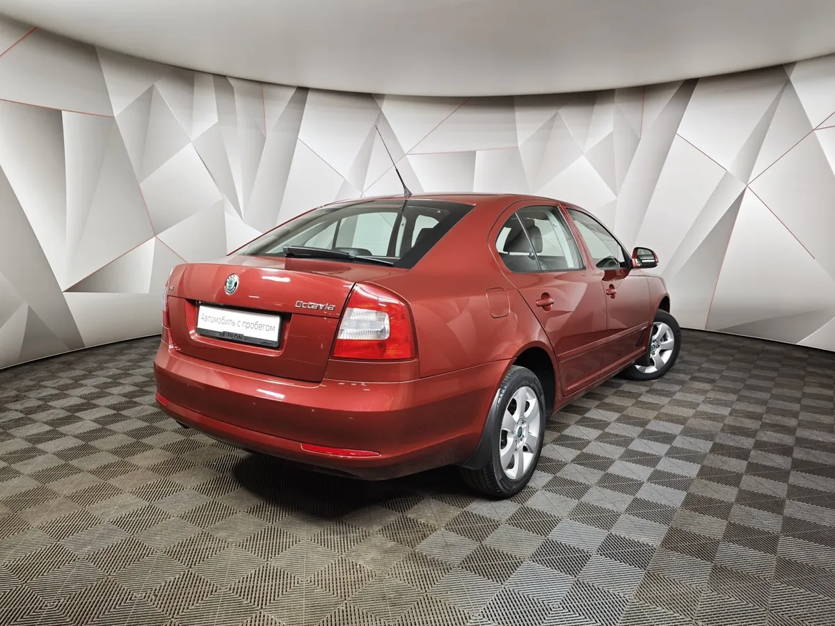 Skoda Octavia 1.8 TSI DSG (160 л.с.) Красный в АВИЛОН. Слайд №2