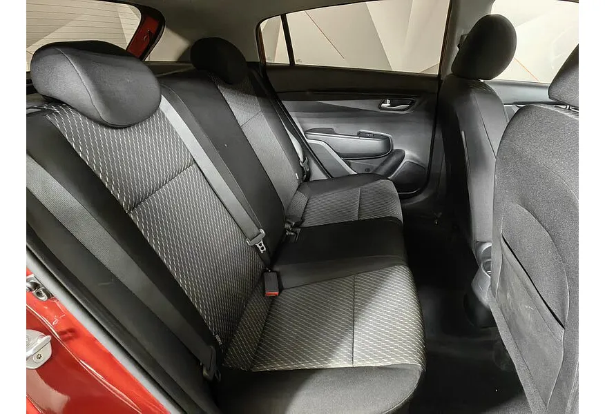 АВИЛОН - Kia Rio X-Line 1.6 AT (123 л.с.) Luxe Красный - slide 11