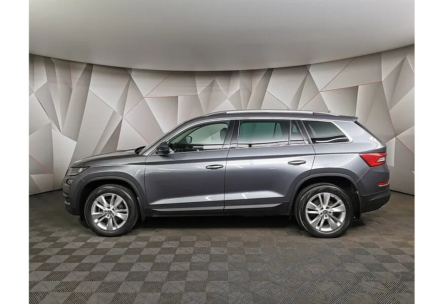 Skoda Kodiaq 1.4 TSI DSG 4X4 (150 л.с.) Серый в АВИЛОН. Слайд №5