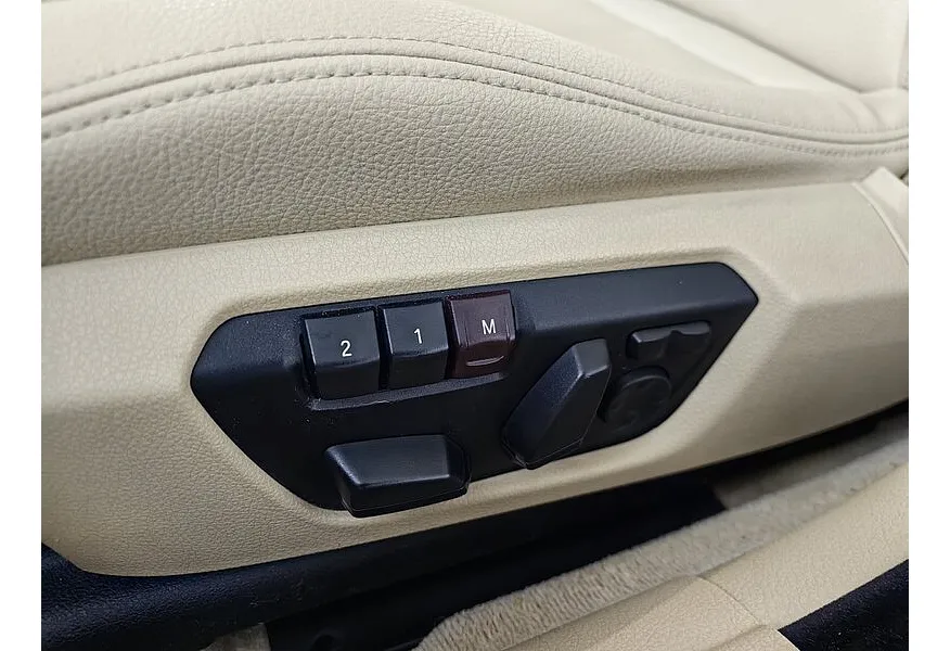 BMW 3 серия 320i xDrive AT (184 л.с.) Коричневый в АВИЛОН. Слайд №17