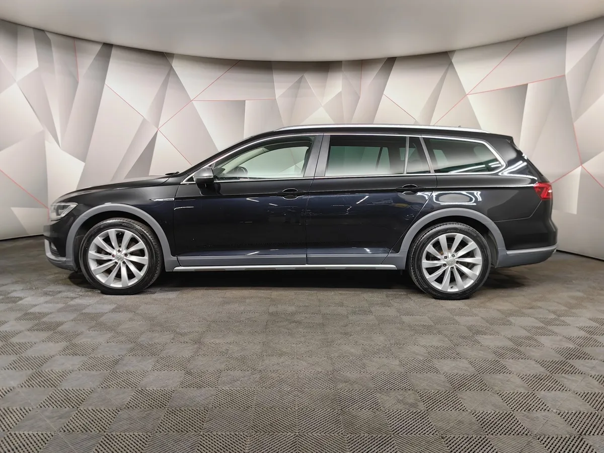 Volkswagen Passat 2.0 TSI BlueMotion DSG 4motion (220 л.с.) Variant Черный в АВИЛОН. Слайд №5