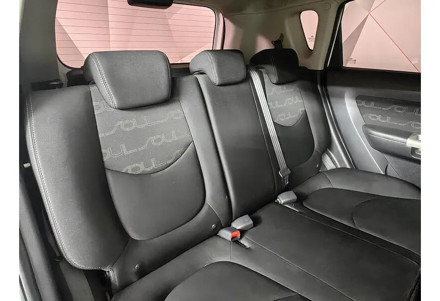 АВИЛОН - Kia Soul 1.6 MT (124 л.с.) Luxe Белый - slide 10