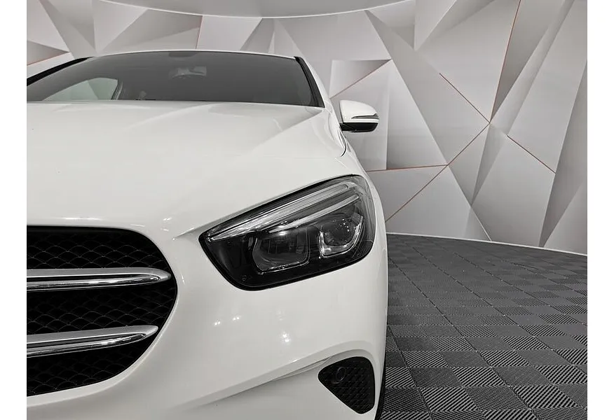 Mercedes-Benz B-Класс B 200 7-G DCT (150 л.с.) Limited Белый в АВИЛОН. Слайд №10