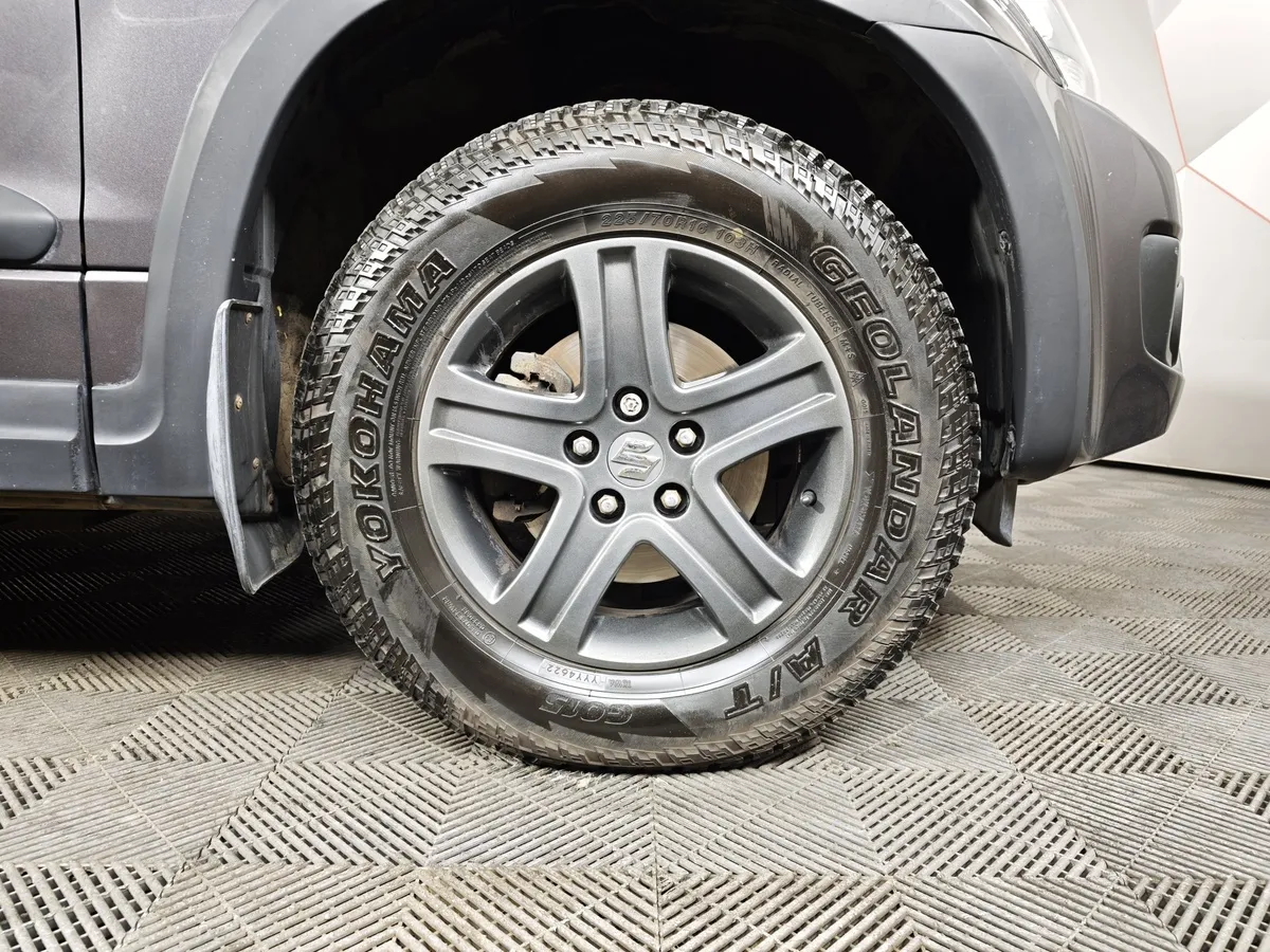 Suzuki Grand Vitara 2.4 AT AWD (169 л.с.) Серый в АВИЛОН. Слайд №9