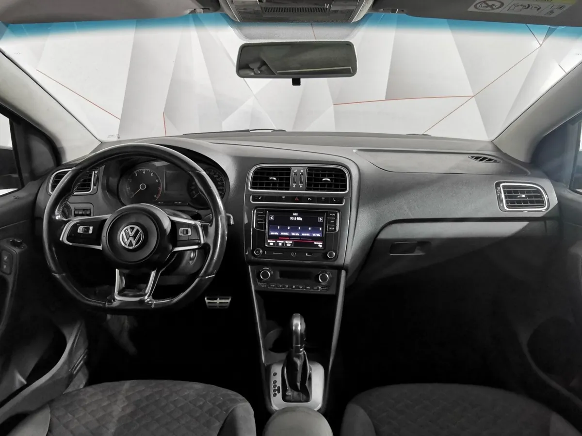 Volkswagen Polo 1.6 MPI AT (110 л.с.) Trendline Серый в АВИЛОН. Слайд №13