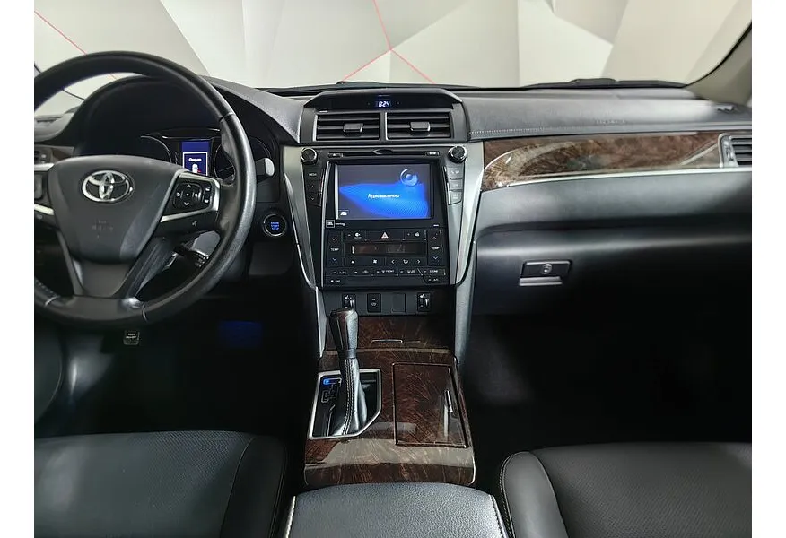 Toyota Camry 2.5 AT (181 л.с.) Коричневый в АВИЛОН. Слайд №15