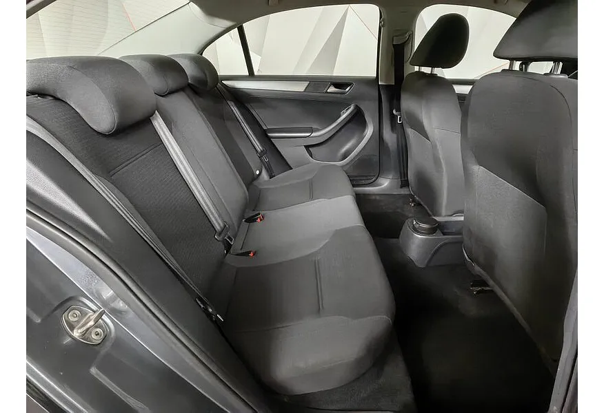 Volkswagen Jetta 1.6 MPI AT (105 л.с.) Comfortline Серый в АВИЛОН. Слайд №10