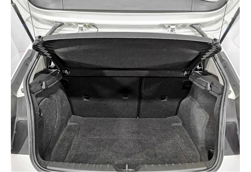 BMW 1 серия 116i AT (136 л.с.) Белый в АВИЛОН. Слайд №9