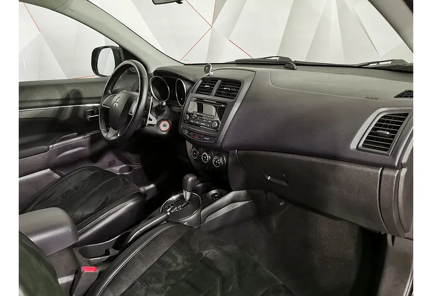 Mitsubishi ASX 1.8 CVT 2WD (140 л.с.) Красный в АВИЛОН. Слайд №13