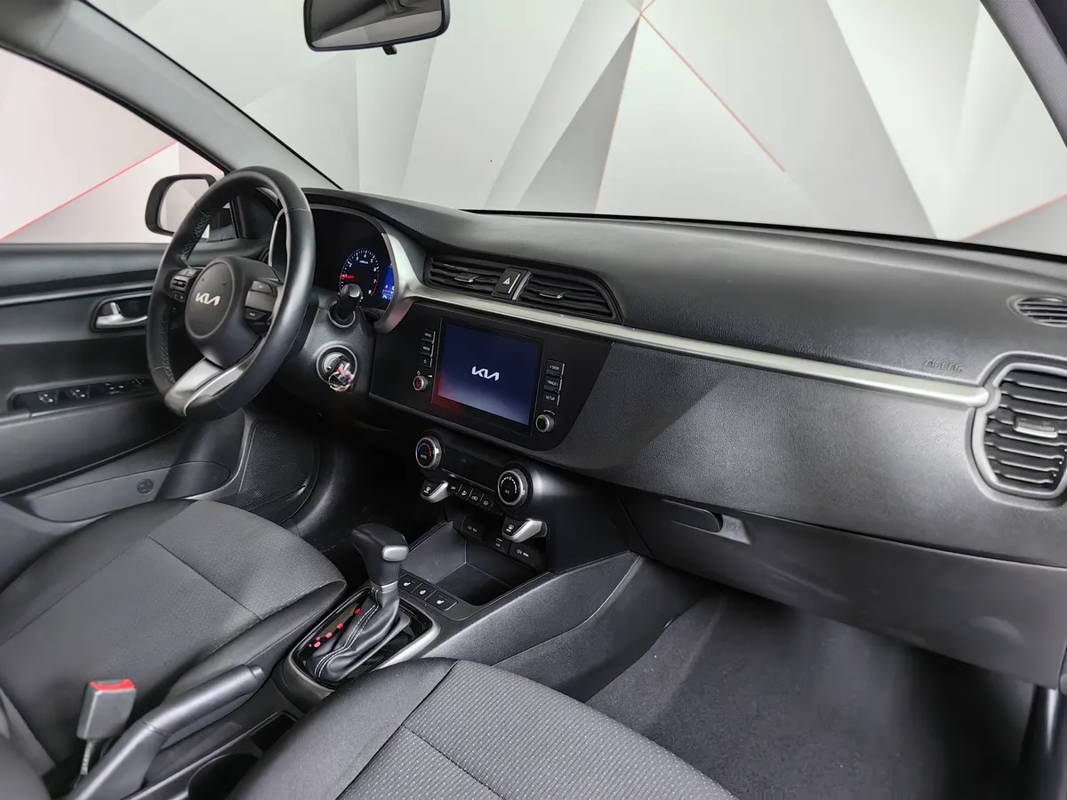 Kia Rio 1.6 AT (123 л.с.) Luxe Белый в АВИЛОН. Слайд №13