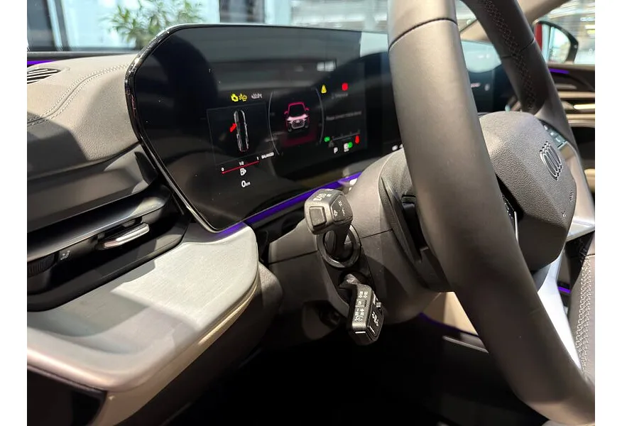 Audi Q5 Sportback 2.0 TDI S tronic quattro (204 л.с.) Черный в АВИЛОН. Слайд №6