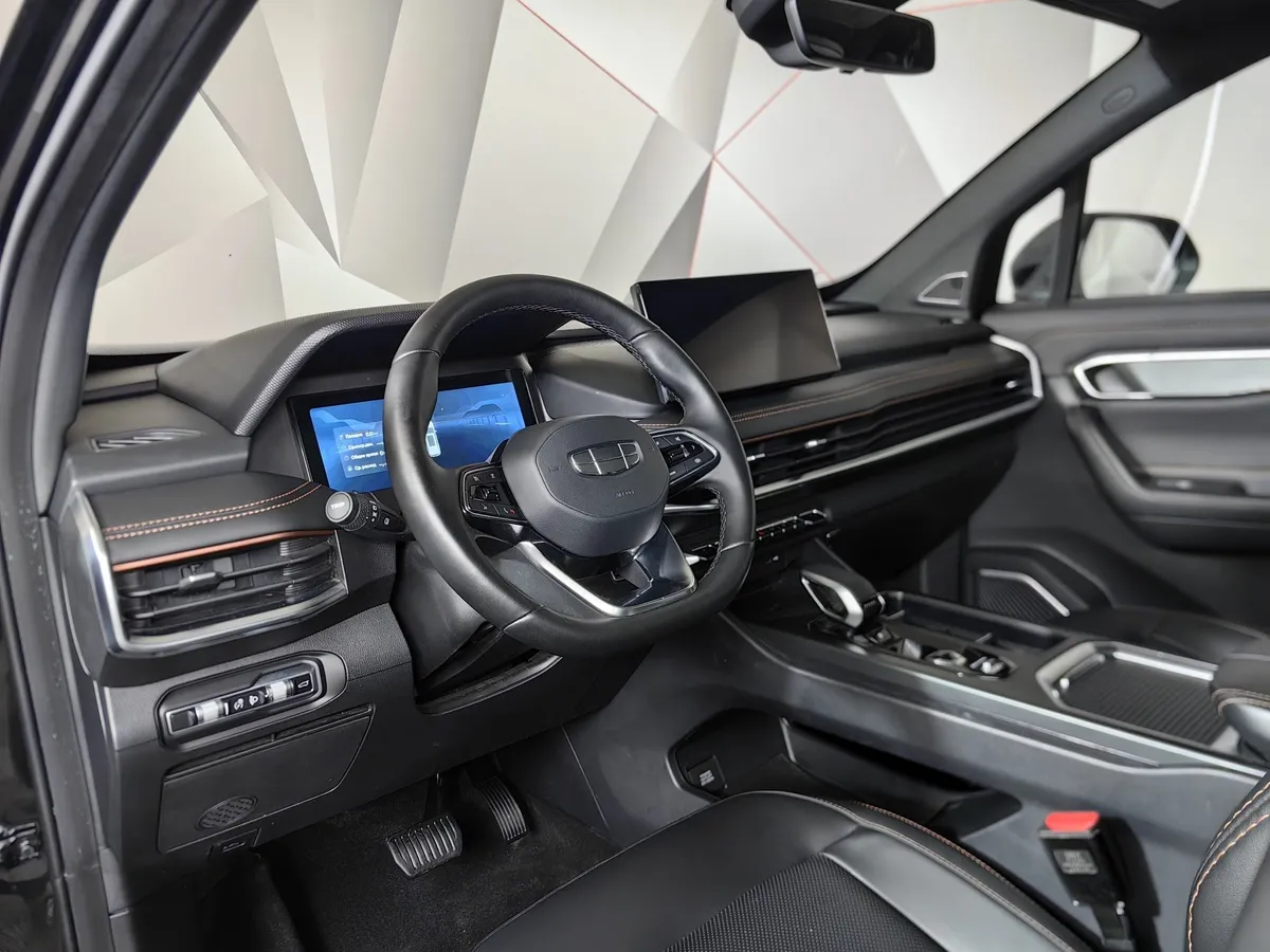 Geely Okavango 2.0T 7DCT 2WD (200 л.с.) Luxury Черный в АВИЛОН. Слайд №18