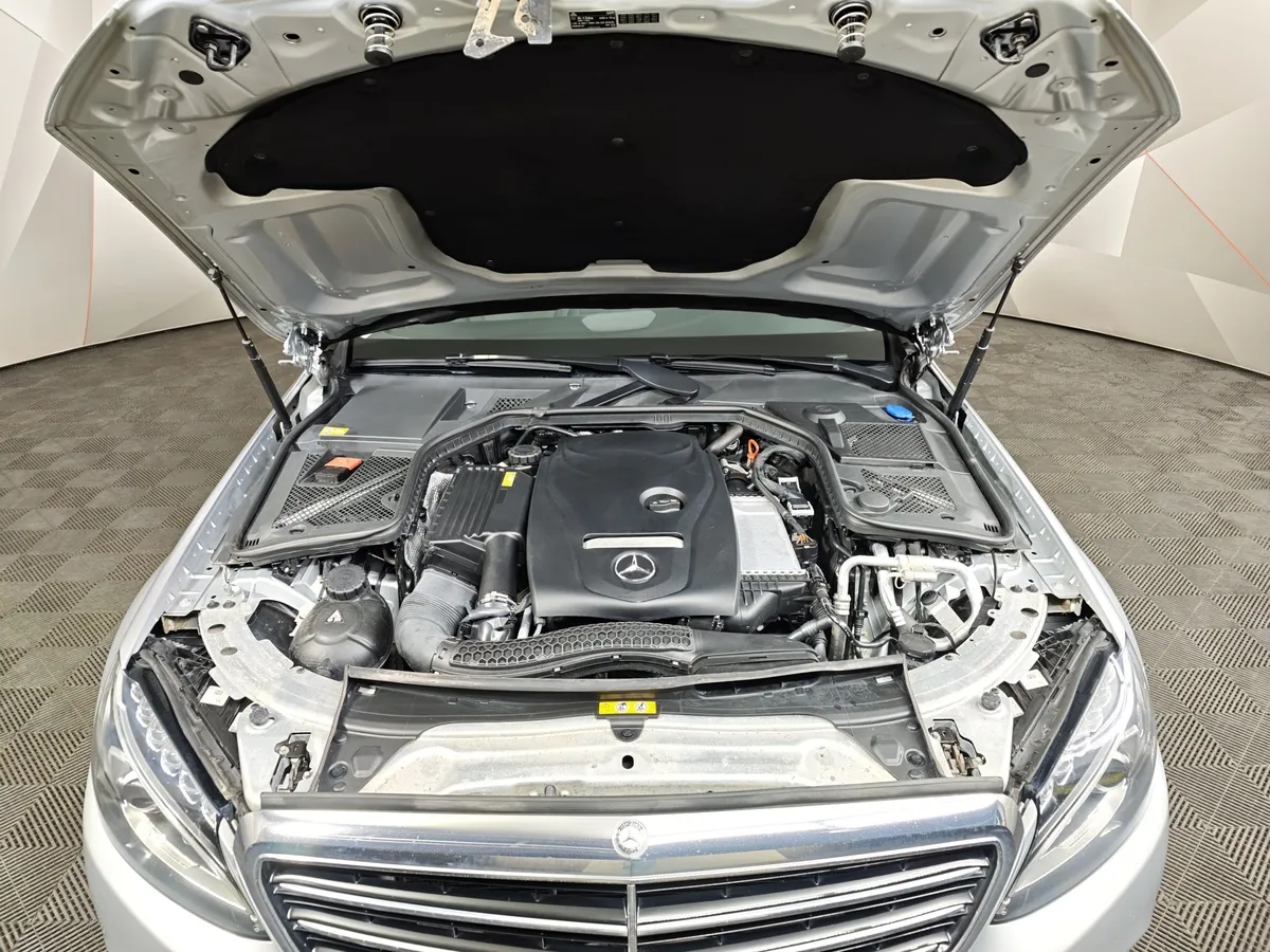 Mercedes-Benz C-Класс C 180 9G-Tronic (150 л.с.) Особая серия Серебристый в АВИЛОН. Слайд №10