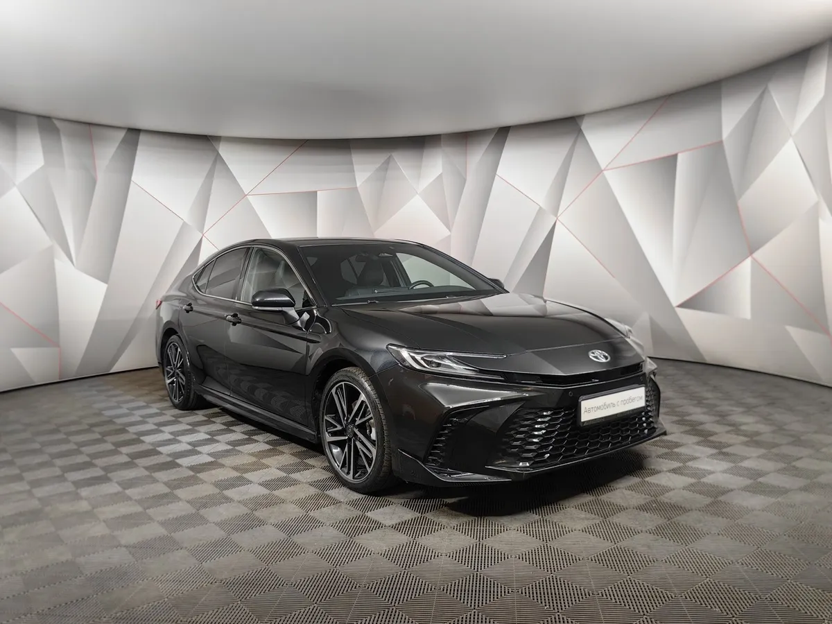 Toyota Camry 2.0 AT (173 л.с.) Sport Черный в АВИЛОН. Слайд №3