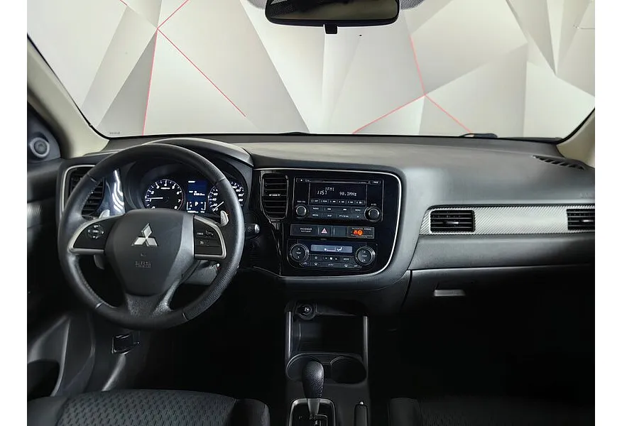 Mitsubishi Outlander 2.4 CVT 4WD (167 л.с.) Серебристый в АВИЛОН. Слайд №15