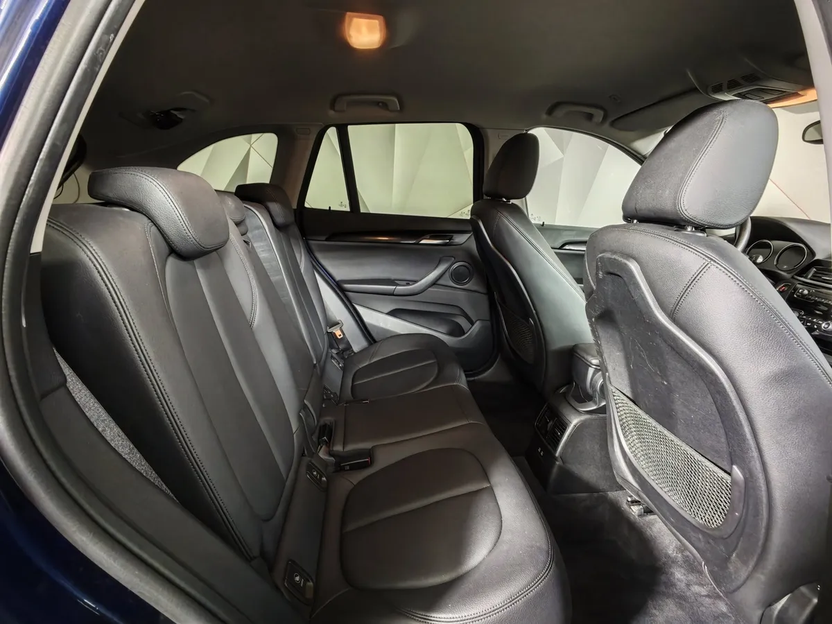 BMW X1 18d xDrive AT (150 л.с.) Advantage Plus (Локальная сборка) Синий в АВИЛОН. Слайд №14