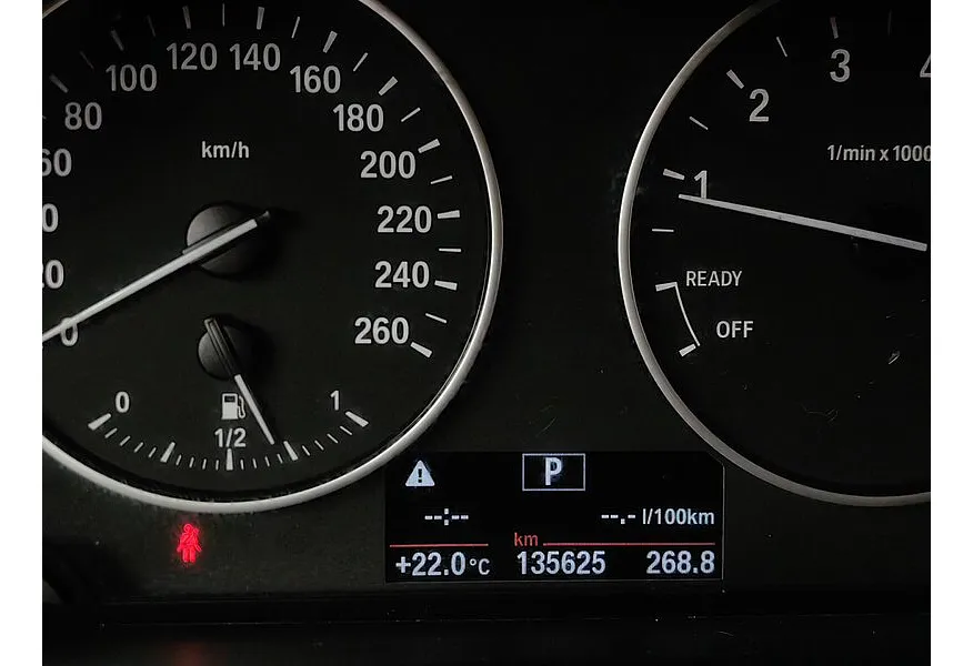 BMW 1 серия 116i AT (136 л.с.) Белый в АВИЛОН. Слайд №13