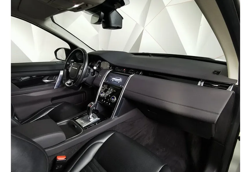 Land Rover Discovery Sport 2.0 TD4 AT AWD (150 л.с.) Белый в АВИЛОН. Слайд №13