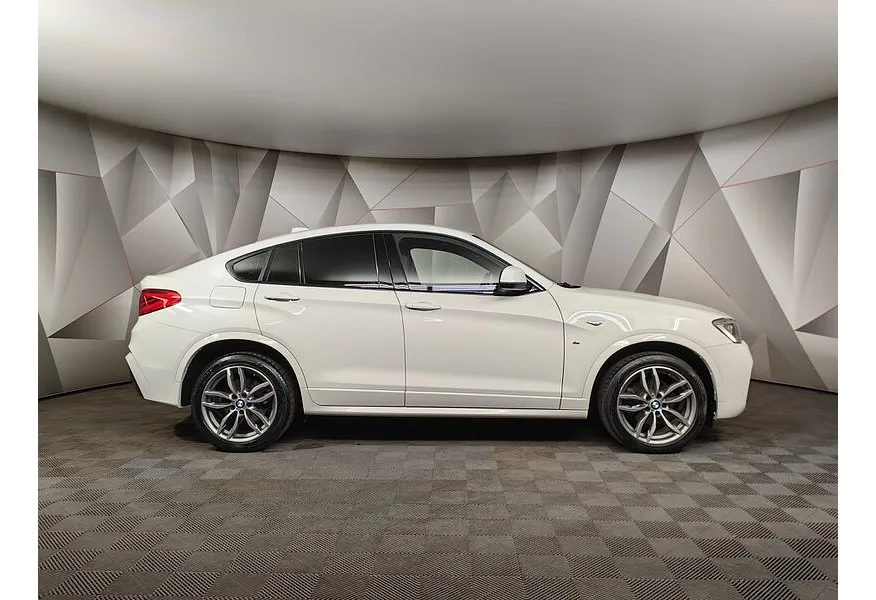 BMW X4 xDrive20d Steptronic (190 л.с.) Белый в АВИЛОН. Слайд №6