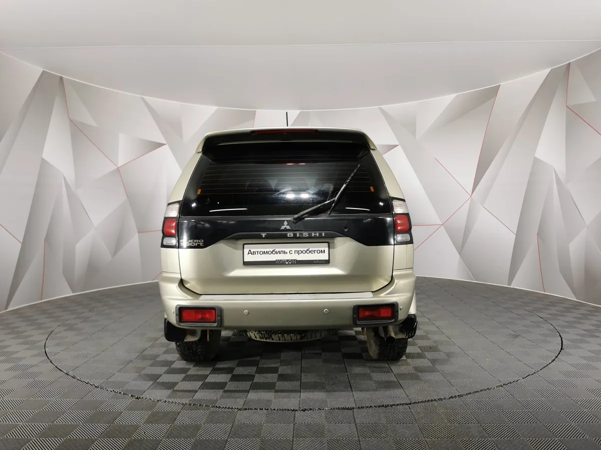 Mitsubishi Pajero Sport 3.0 AT (170 л.с.) Бежевый в АВИЛОН. Слайд №8