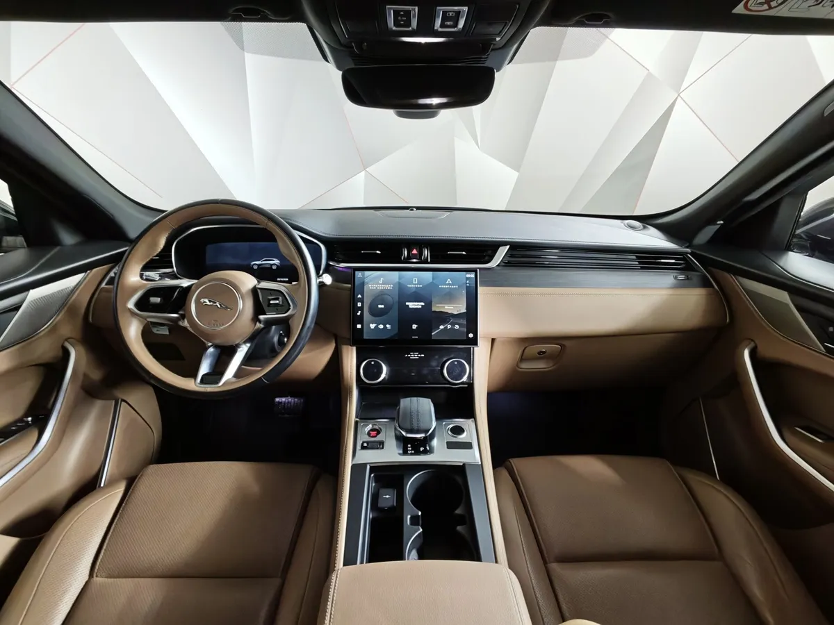 Jaguar F-Pace 2.0 TD AT AWD (199 л.с.) S Черный в АВИЛОН. Слайд №14
