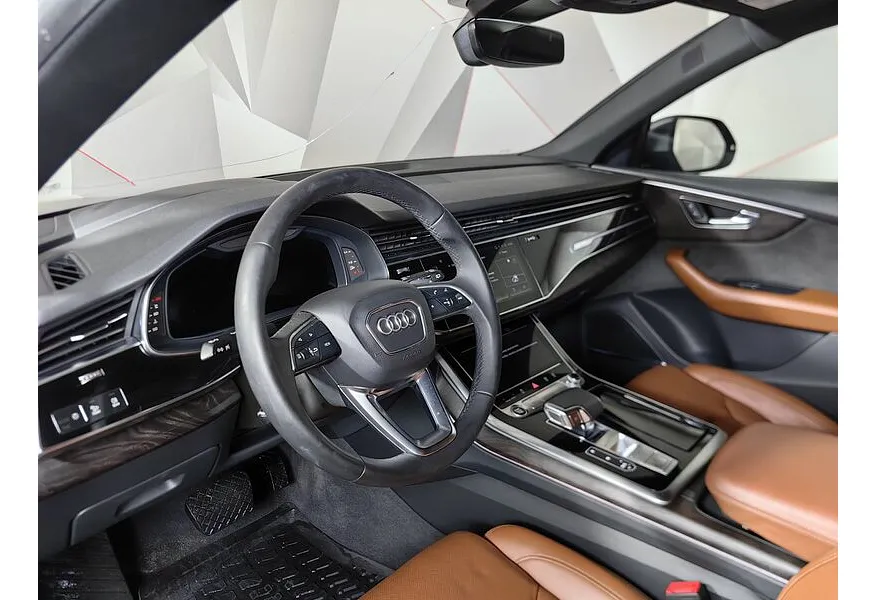 Audi Q8 45 TDI Tiptronic quattro (249 л.с.) Серый в АВИЛОН. Слайд №18