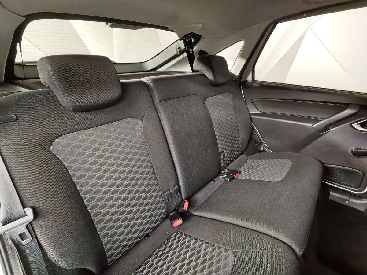 ВАЗ (Lada) Granta 1.6 AT (98 л.с.) Серый в АВИЛОН. Слайд №17