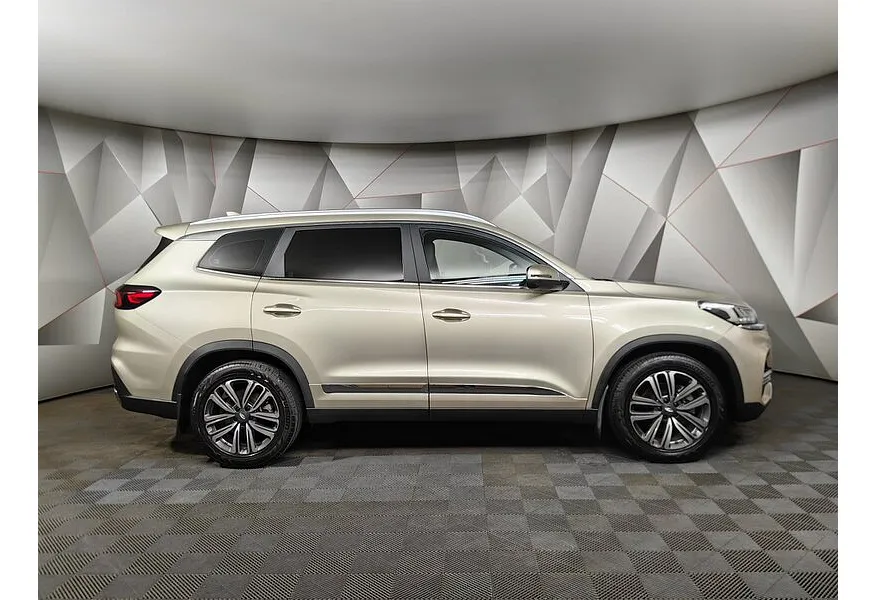 Chery Tiggo 8 2.0T CVT (170 л.с.) Prestige Желтый в АВИЛОН. Слайд №4