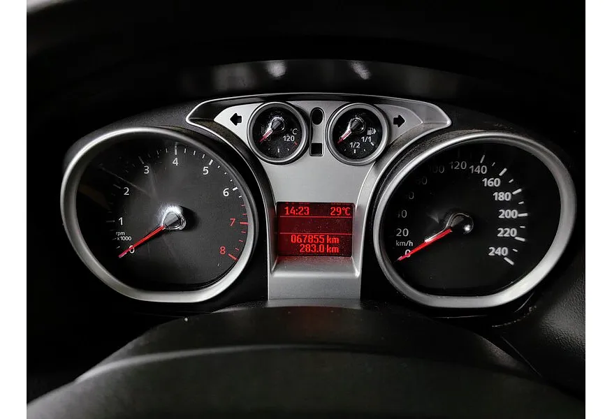 АВИЛОН - Ford Focus 1.4 MT (80 л.с.) Ambiente Голубой - slide 15