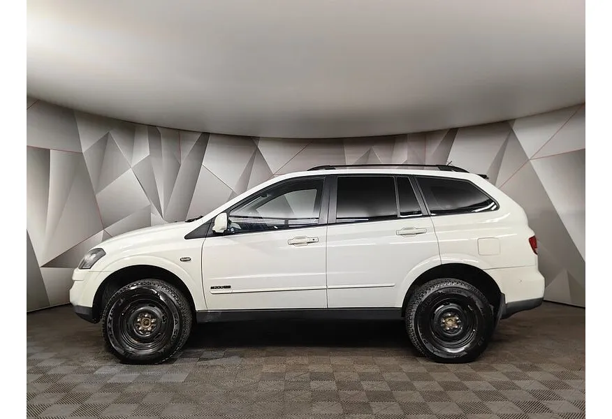 SsangYong Kyron 2.0 Xdi E-Tronic 4WD (141 л.с.) Белый в АВИЛОН. Слайд №5