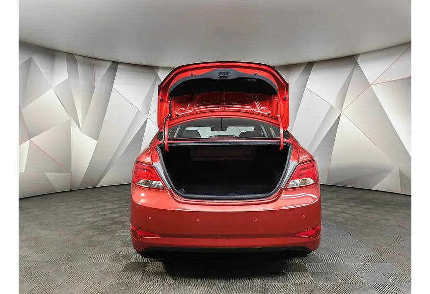 Hyundai Solaris 1.6 MT (123 л.с.) Comfort Красный в АВИЛОН. Слайд №12