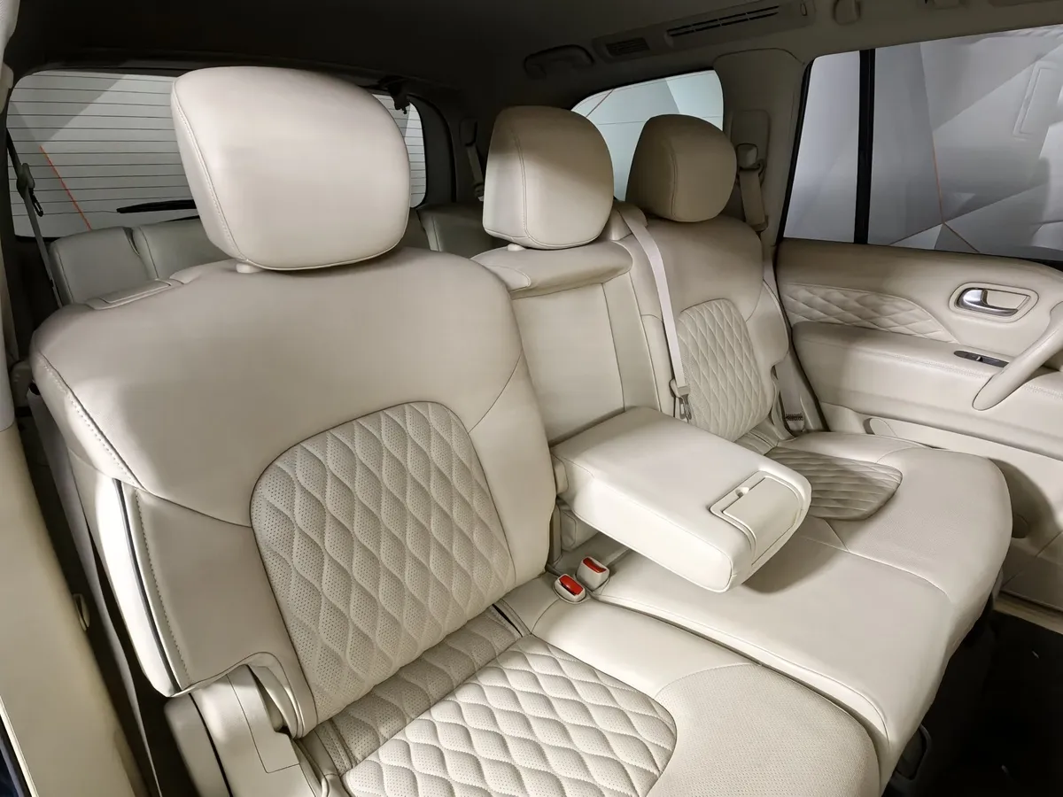 Infiniti QX80 5.6 АТ AWD (405 л.с.) Синий в АВИЛОН. Слайд №16