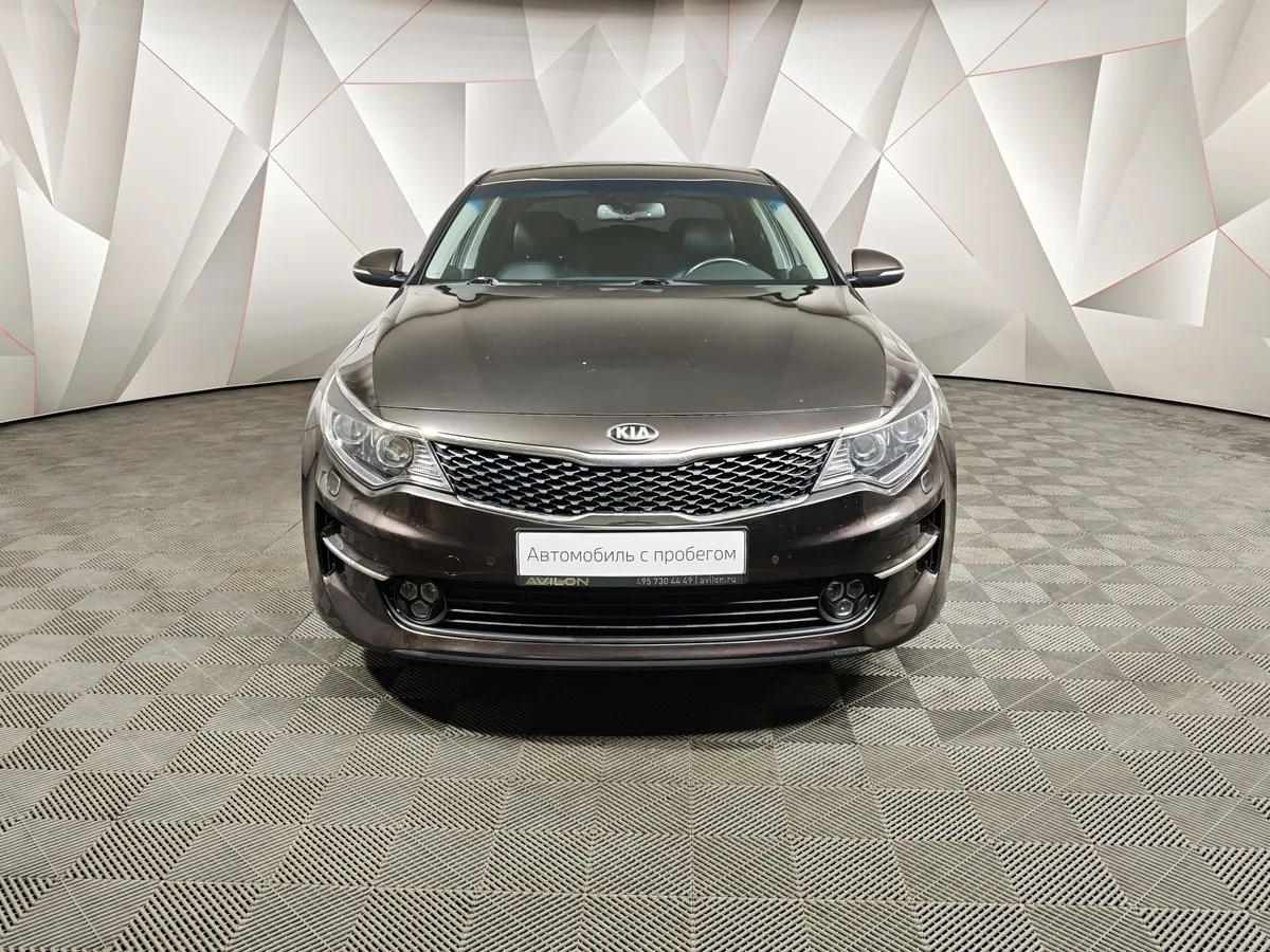 Kia Optima 2.0 AT (150 л.с.) Коричневый в АВИЛОН. Слайд №7