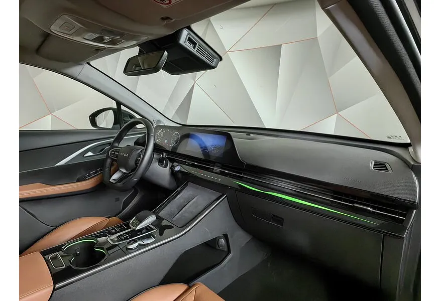 Omoda C5 1.6T DCT 4WD (150 л.с.) Supreme Черный в АВИЛОН. Слайд №12