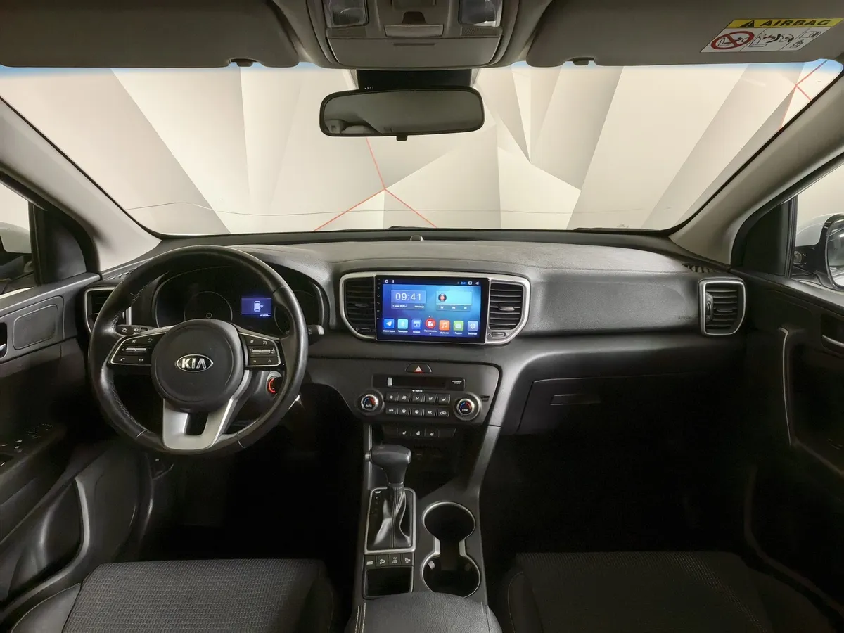 Kia Sportage 2.0 MPI AT 4WD (150 л.с.) Comfort Белый в АВИЛОН. Слайд №14