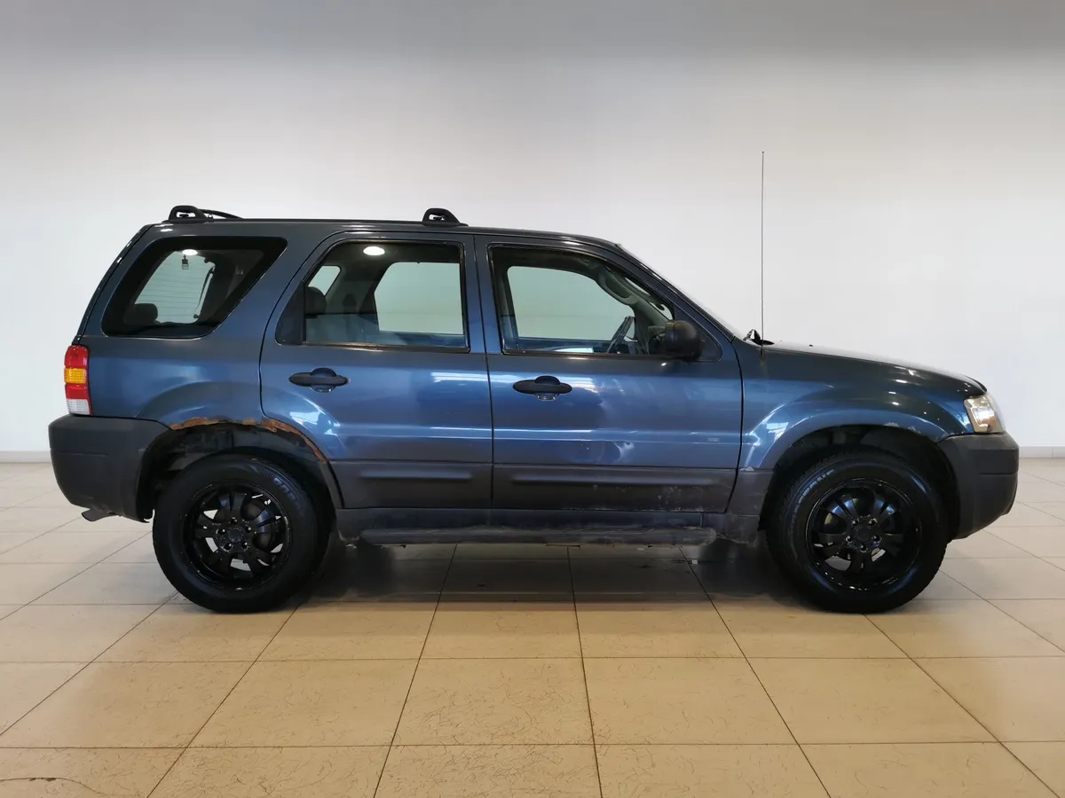 Ford Escape 2.3 AT AWD (145 л.с.) Синий в АВИЛОН. Слайд №6