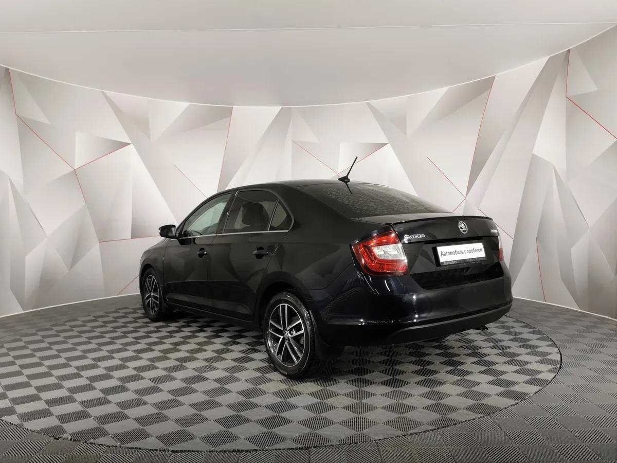 Skoda Rapid 1.4 TSI DSG (125 л.с.) Active Черный в АВИЛОН. Слайд №4