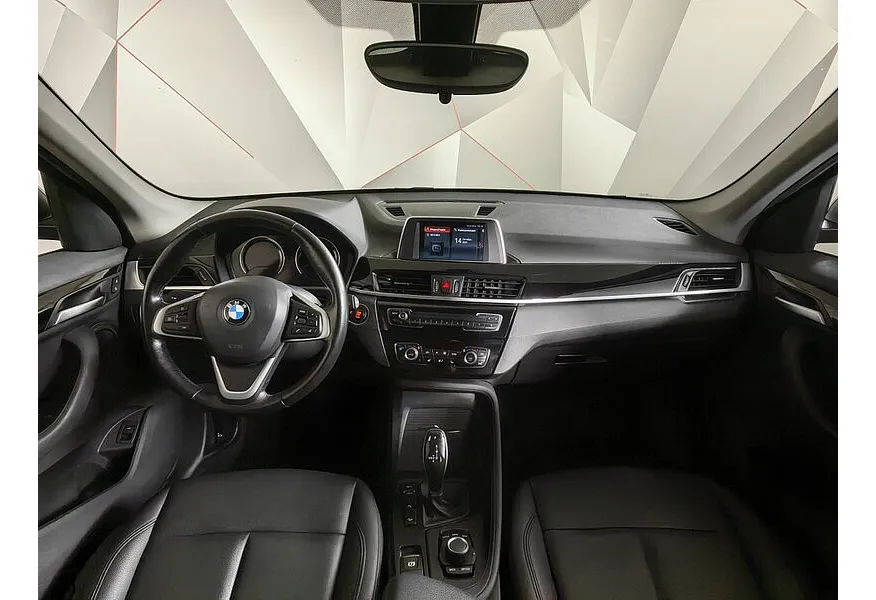 LIVE. Слайд №7