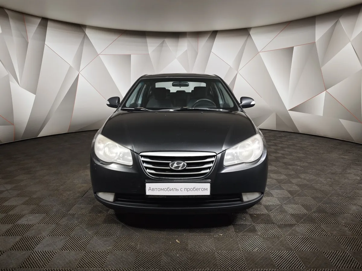 Hyundai Elantra 1.6 MT (105 л.с.) Черный в АВИЛОН. Слайд №7