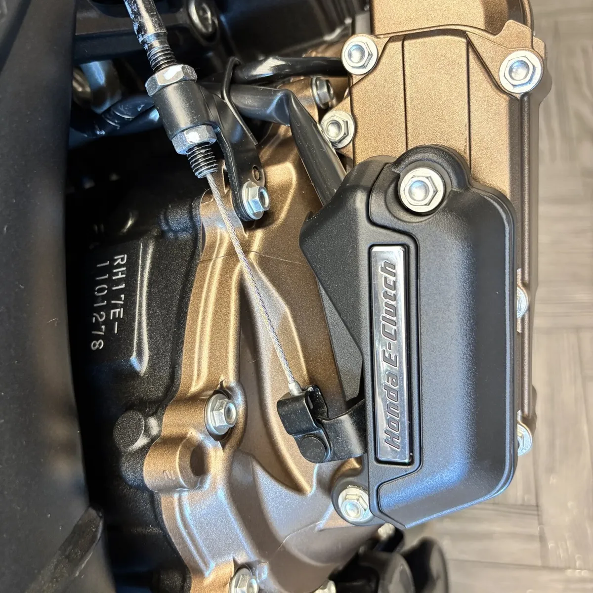 Honda CB650R CB650RA 649 см³ (95) 648 Черный в АВИЛОН. Слайд №2
