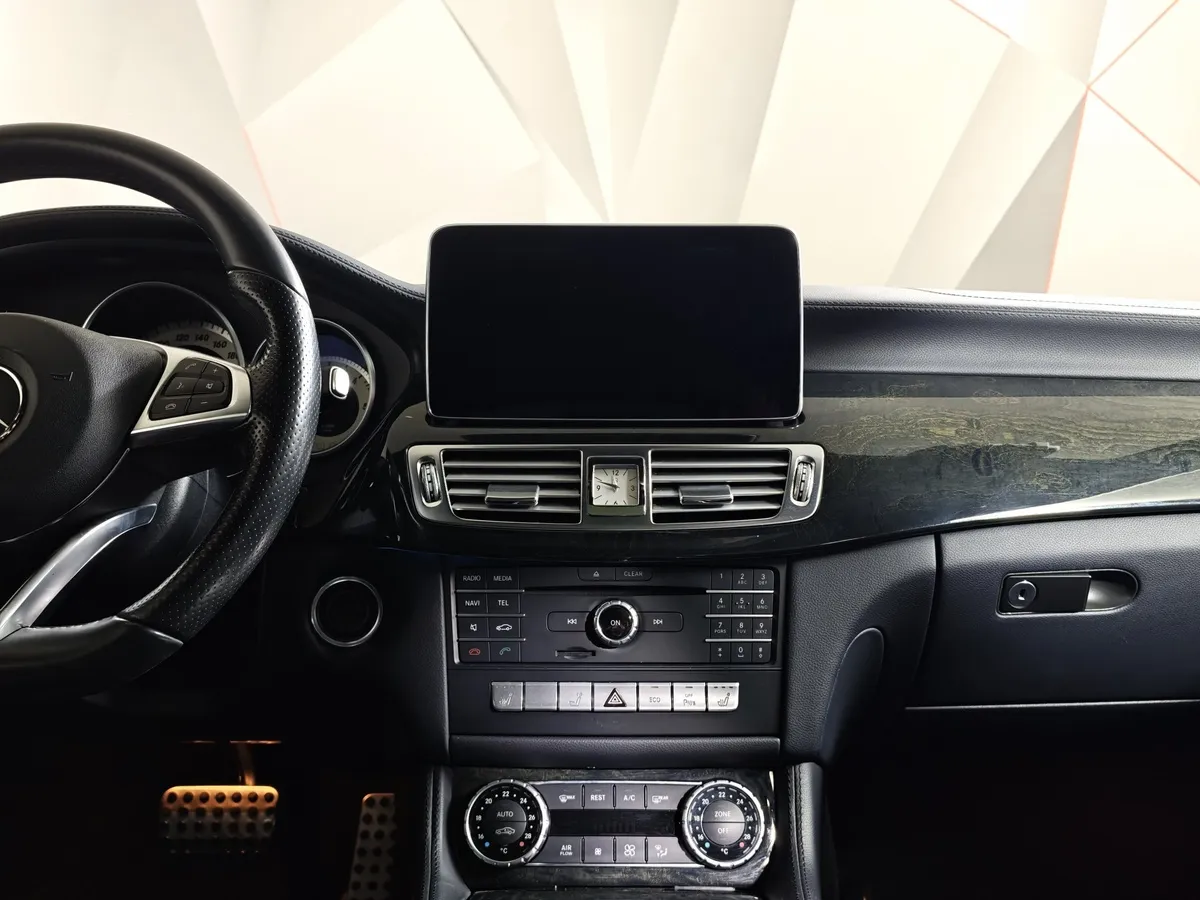 Mercedes-Benz CLS CLS 350 d 4MATIC 9G-TRONIC (249 л.с.) Черный в АВИЛОН. Слайд №15