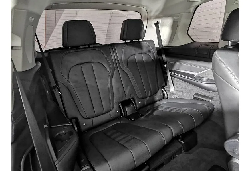 BMW X7 xDrive30d Steptronic (249 л.с.) M Sport Pro Черный в АВИЛОН. Слайд №24