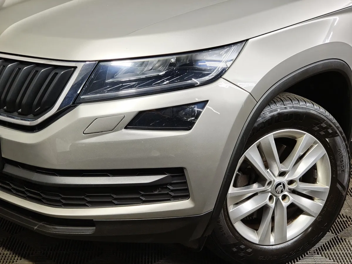 Skoda Kodiaq 1.4 TSI DSG 4X4 (150 л.с.) Бежевый в АВИЛОН. Слайд №10