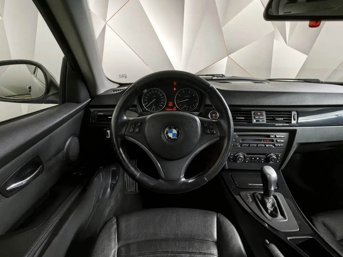 BMW 3 серия 320i AT (156 л.с.) Черный в АВИЛОН. Слайд №15