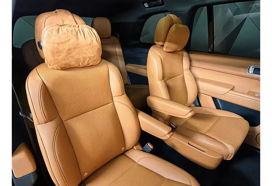 Li Auto L9 1.5 AT 4WD (449 л.с.) Max  Черный в АВИЛОН. Слайд №15